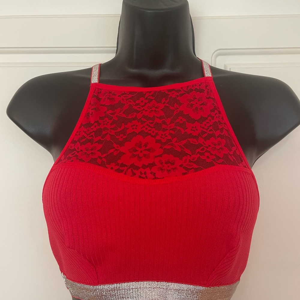 Bralette/pretty & sexy  Red Lace Wireless Bra. Sz LARGE